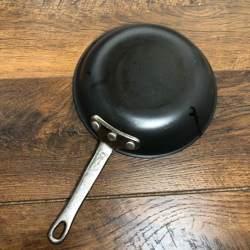 Vintage Commercial Aluminum 1307 Saute Omelet 7 1/2